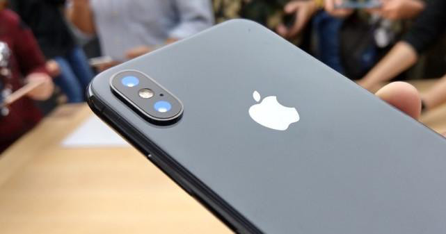 苹果称新手机掉漆不属于三包，地方消协：死猪不怕开水烫-第1张图片-太平洋在线下载